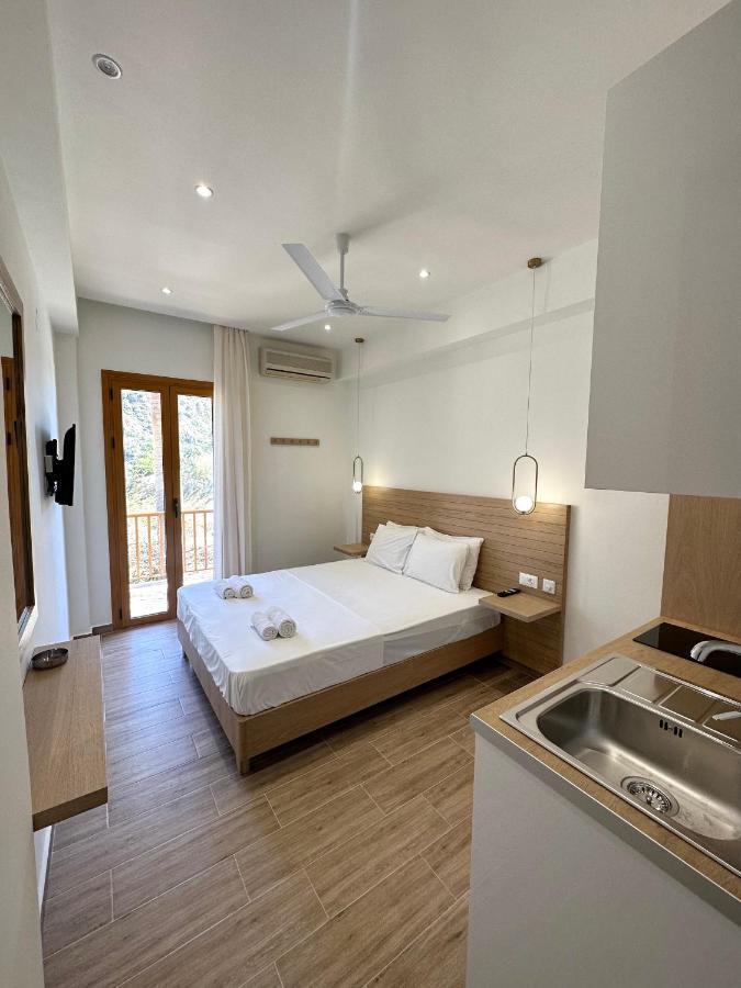 Lissos Rooms סוג'יה מראה חיצוני תמונה